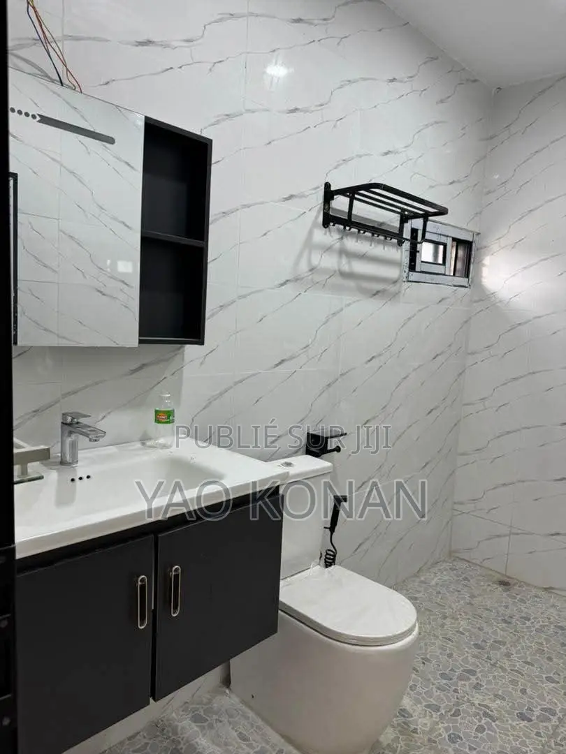 2chbre Appartement dans Wil, Bingerville à Louer