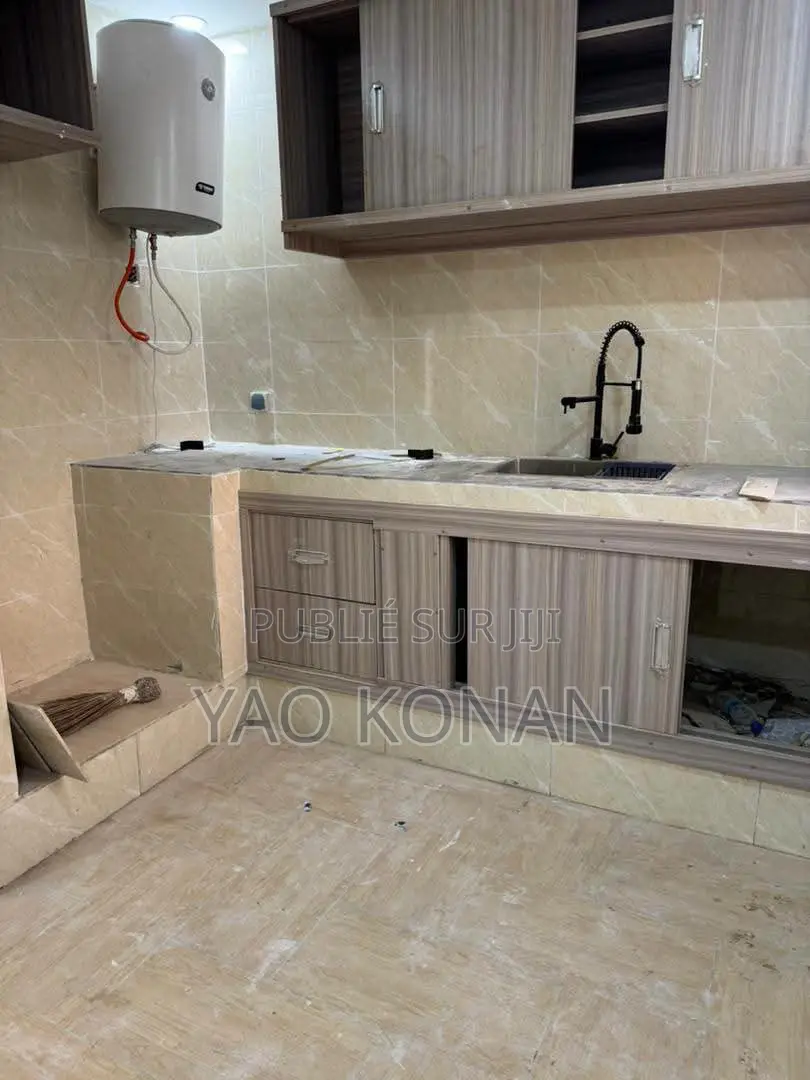 2chbre Appartement dans Wil, Bingerville à Louer