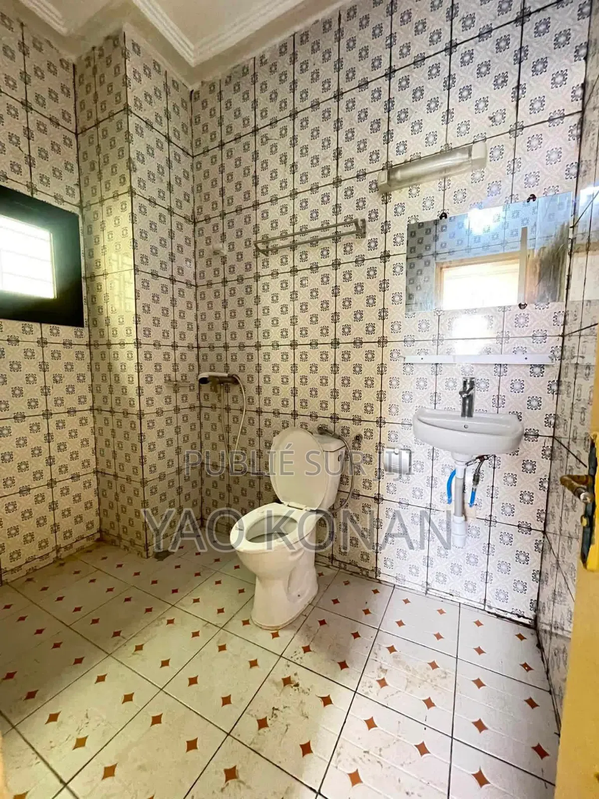 3chbre Appartement dans Bingerville à Louer