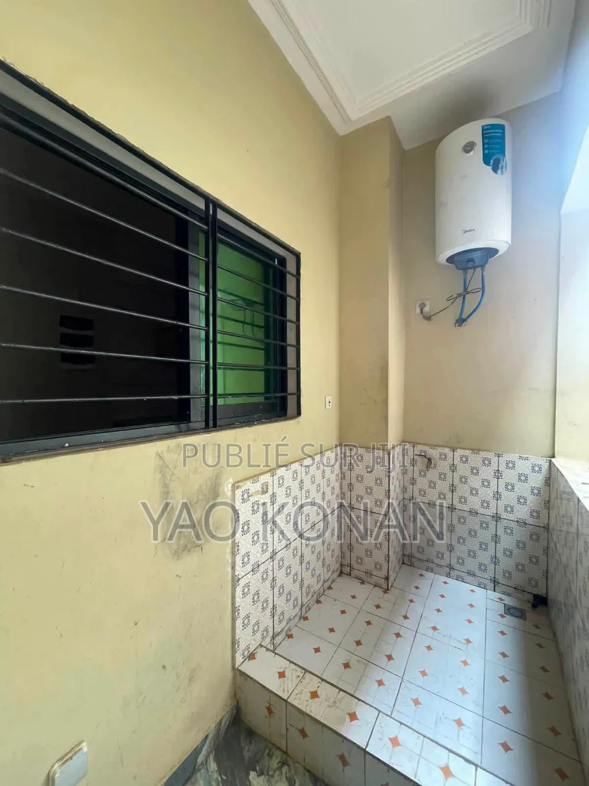 3chbre Appartement dans Bingerville à Louer