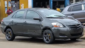 Toyota Yaris 2008 Gris