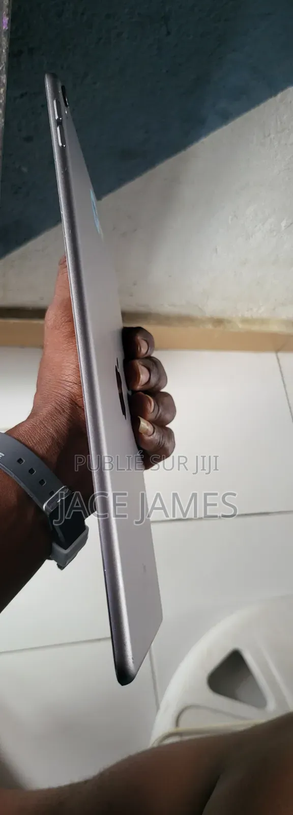 Apple iPad Pro 10.5 (2017) 64 GB Argenté