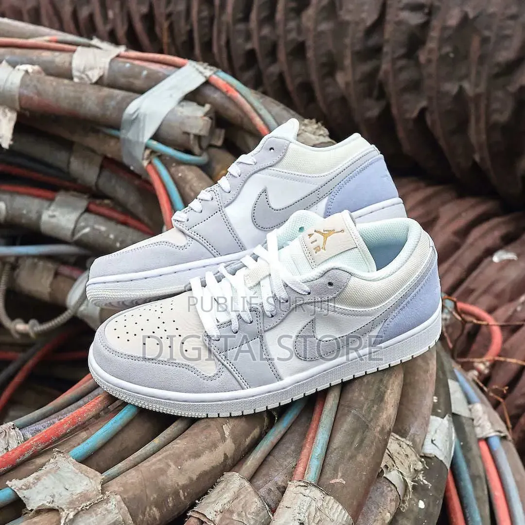 Nike SB Authentique