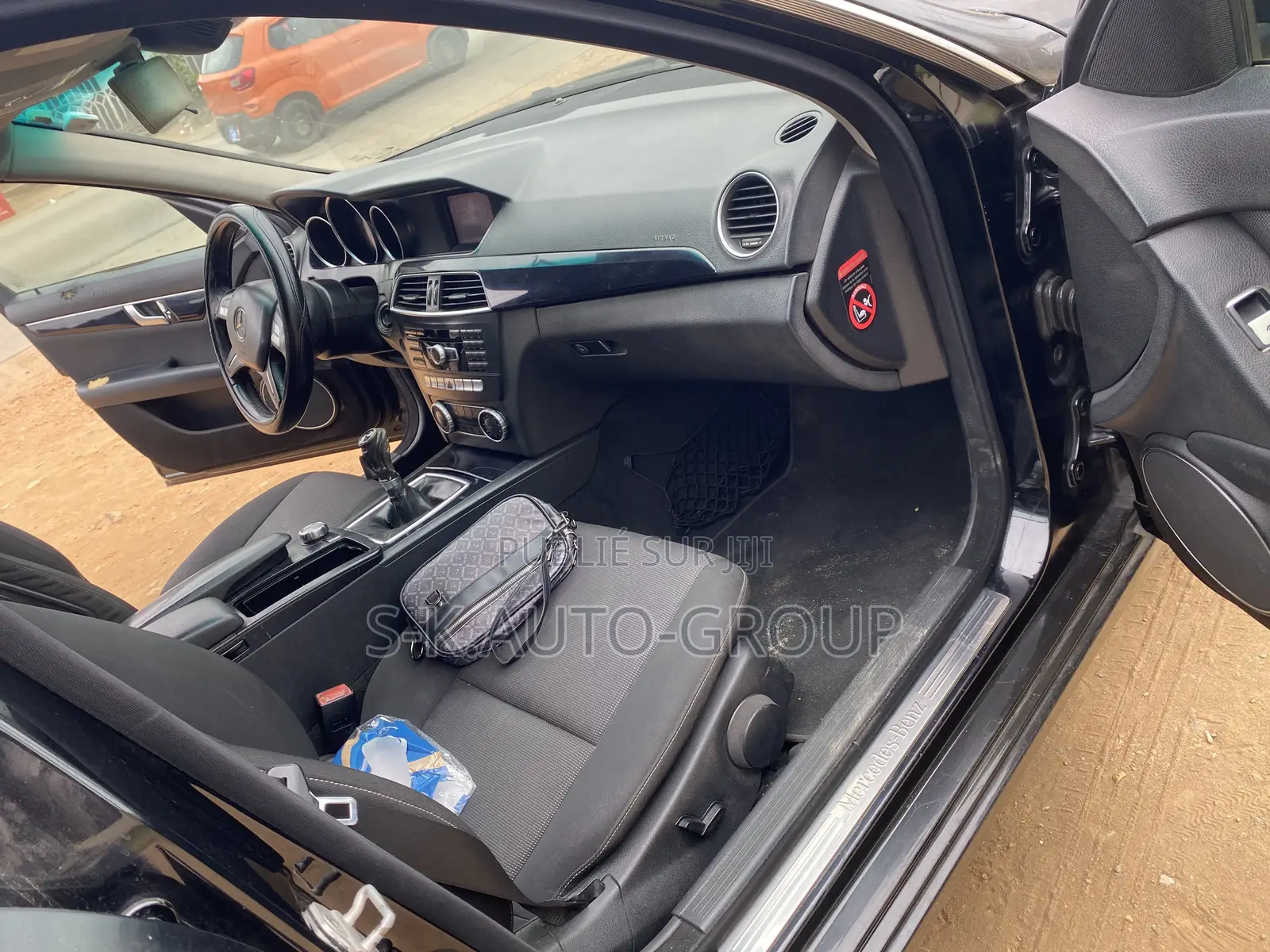 Mercedes-Benz C200 2013 Noir
