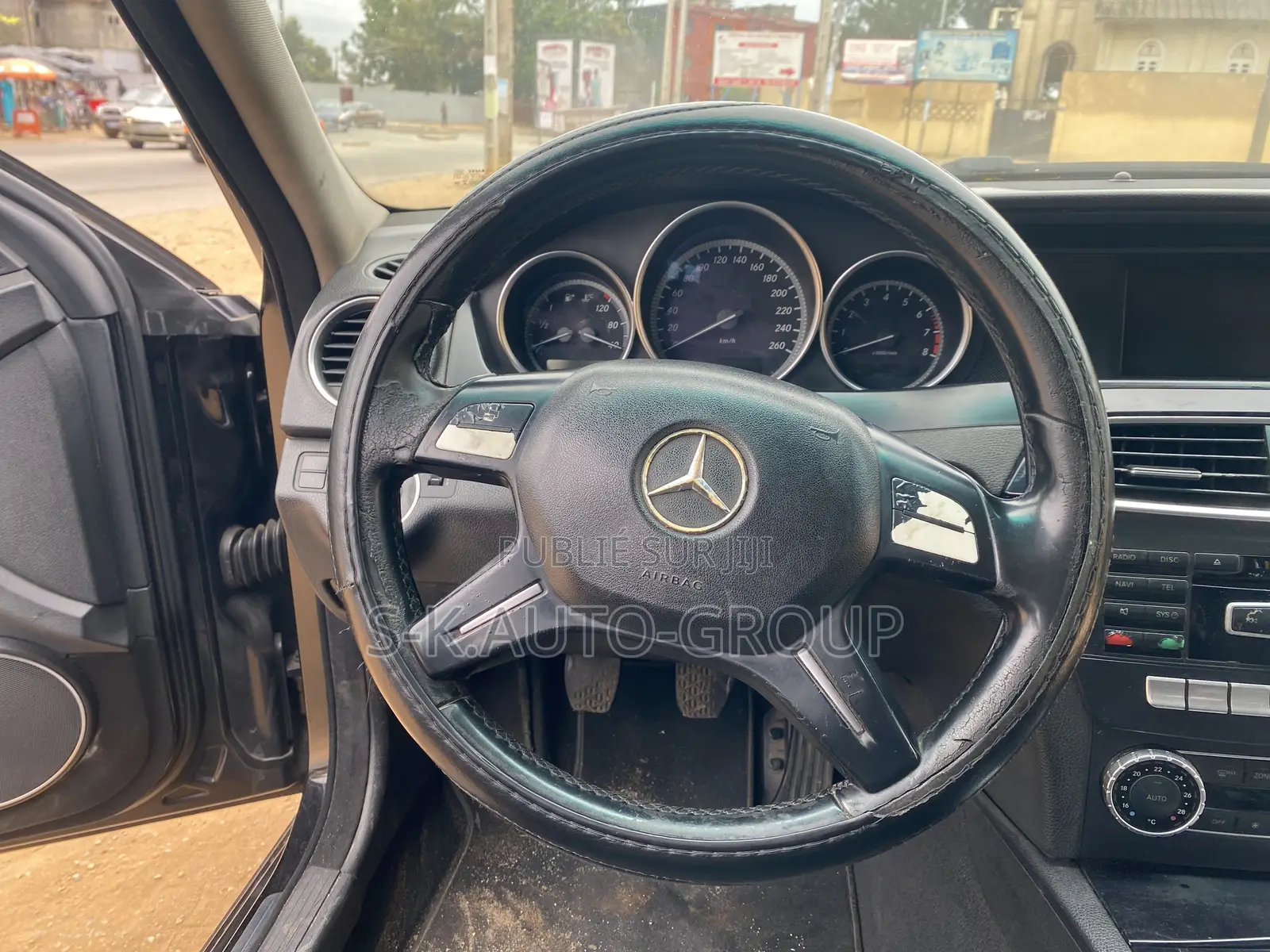 Mercedes-Benz C200 2013 Noir