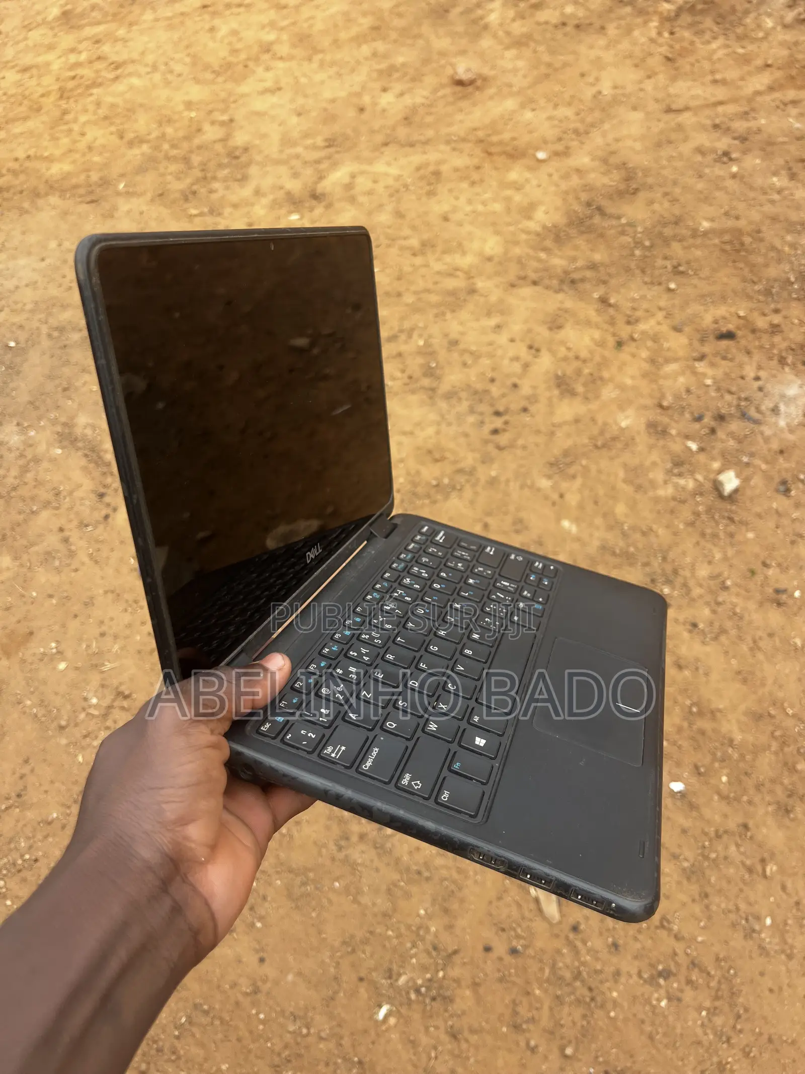 Ordinateur portable Dell Latitude 5300 4GB Intel Core 2 Duo HDD 256GB