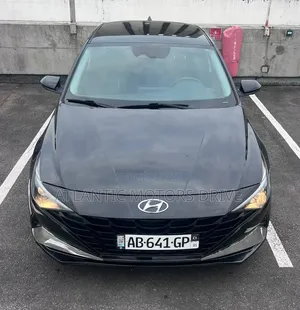 Hyundai Elantra 2021 Noir