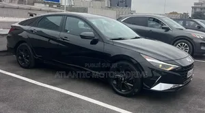 Hyundai Elantra 2021 Noir