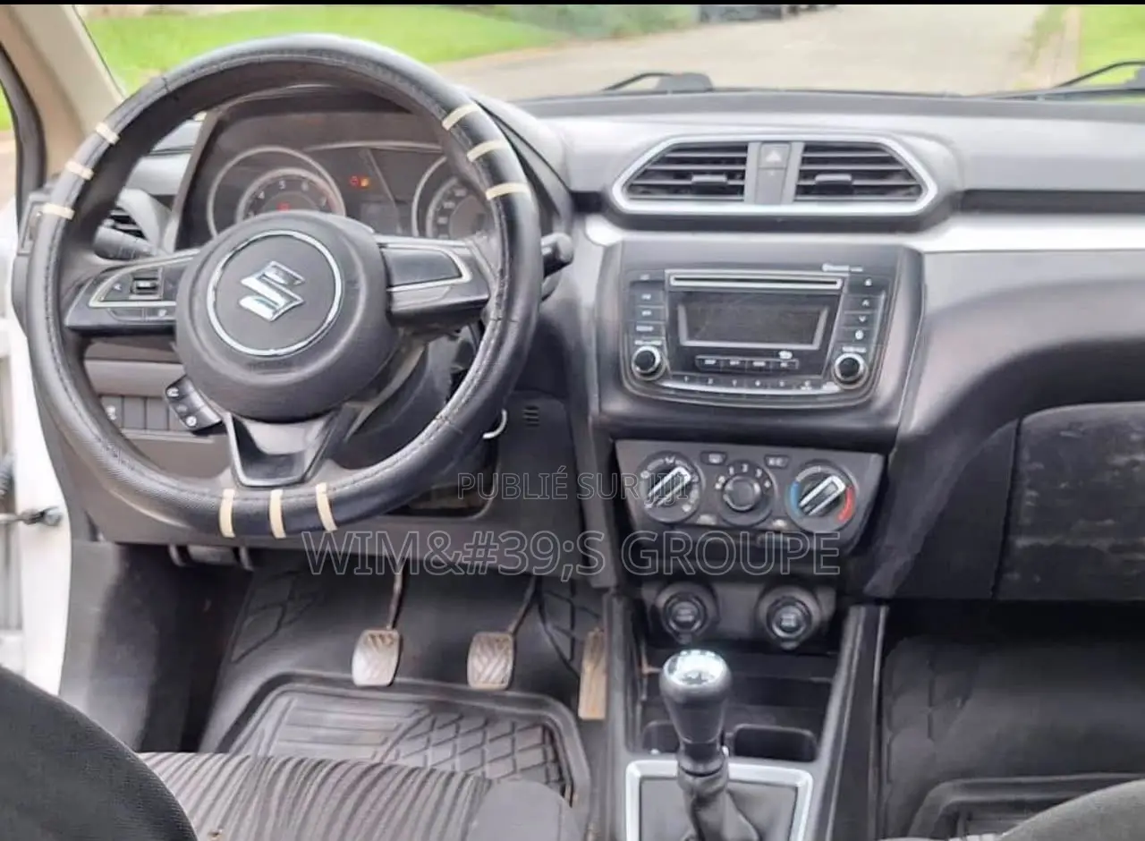 Suzuki Dzire 2024 Blanc