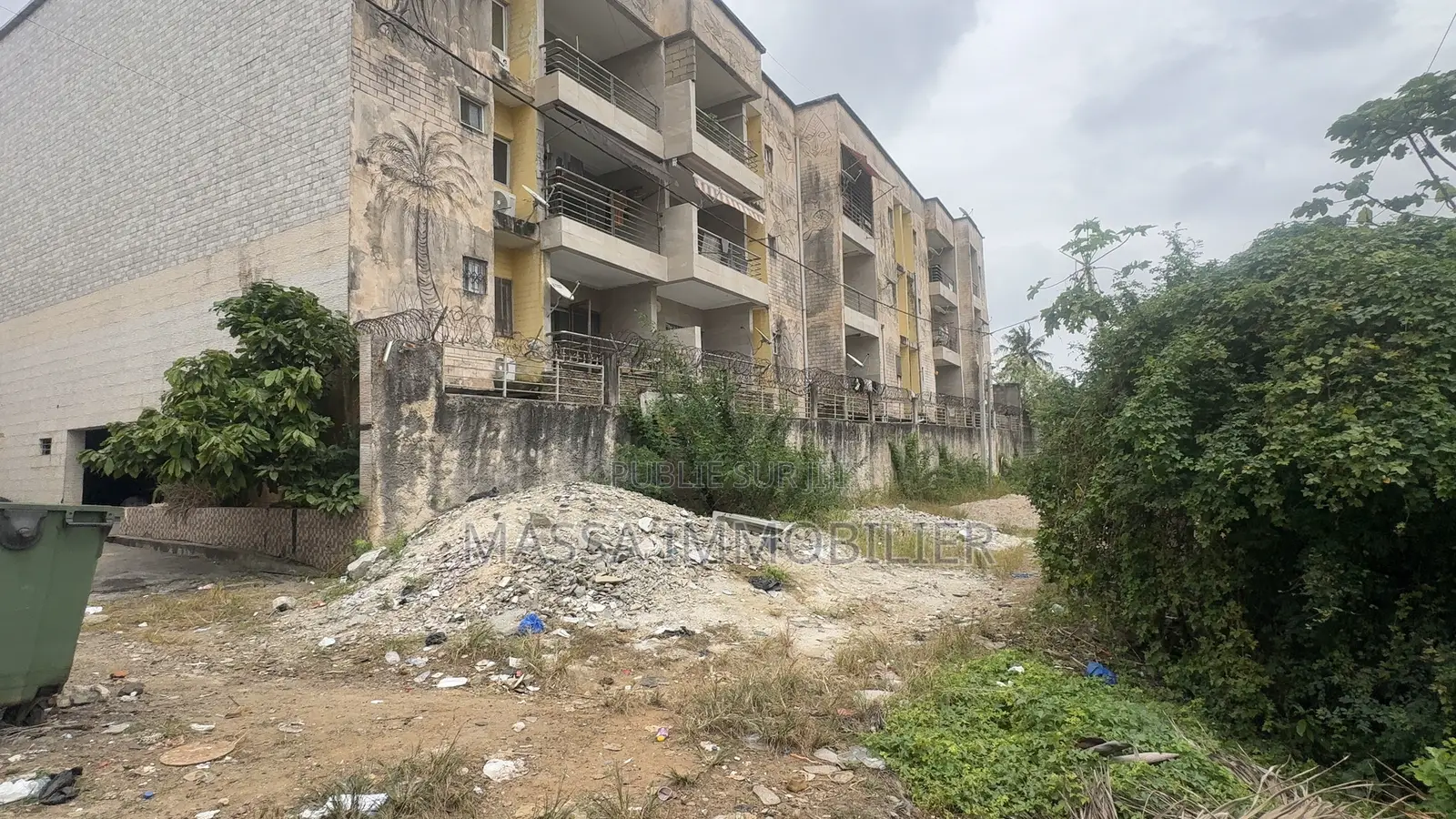Vente Terrain Mixte 691 M2 À Cocody Riviera Bonoumin