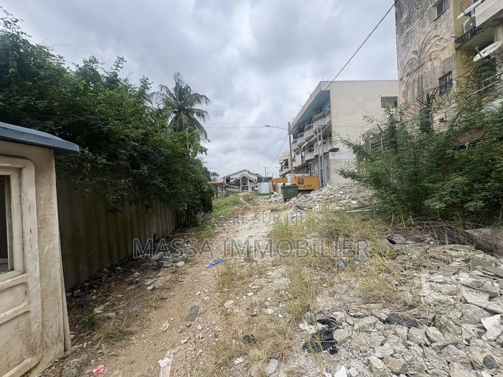 Vente Terrain Mixte 691 M2 À Cocody Riviera Bonoumin