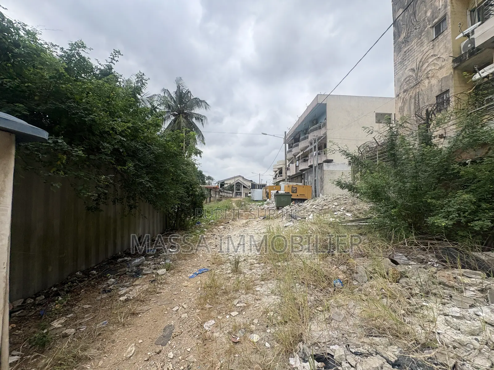 Vente Terrain Mixte 691 M2 À Cocody Riviera Bonoumin