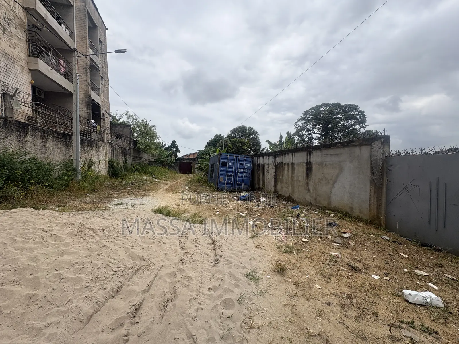 Vente Terrain Mixte 691 M2 À Cocody Riviera Bonoumin