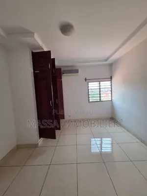 4chbre Duplex dans Massa Immobilier, Cocody à Louer