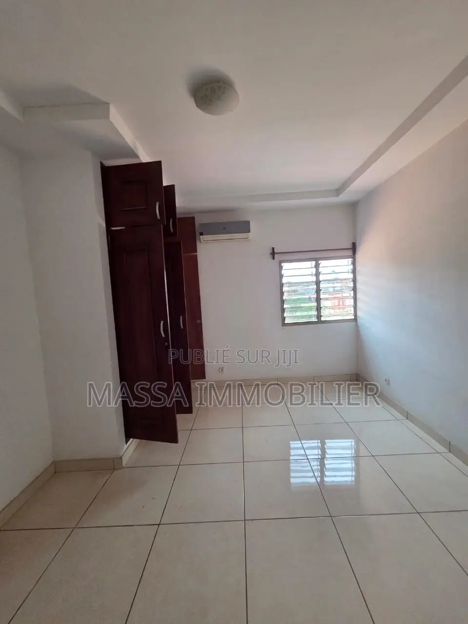 4chbre Duplex dans Massa Immobilier, Cocody à Louer