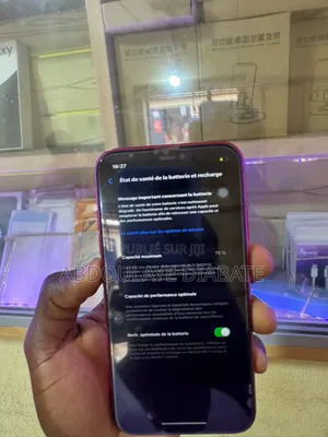 Apple iPhone 11 64 GB Rouge