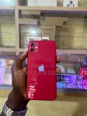 Apple iPhone 11 64 GB Rouge