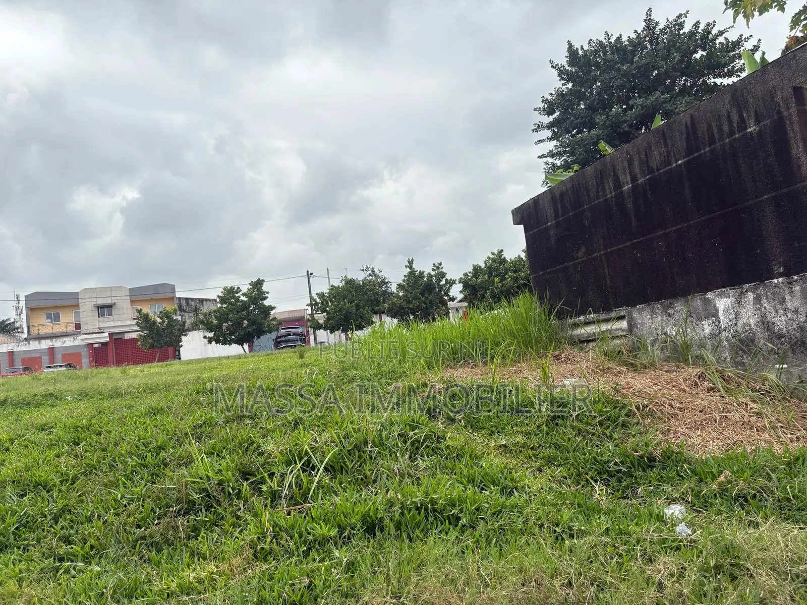 Vente Terrain Résidentiel 906 M2 À Cocody Centre