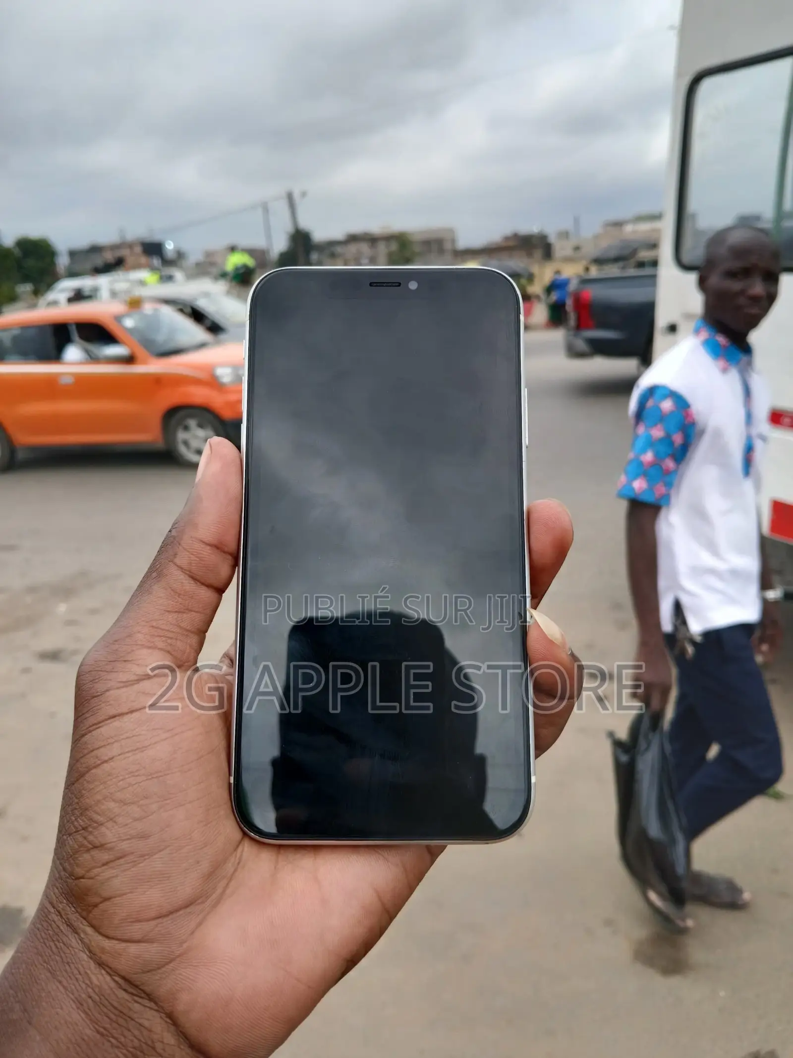 Nouveau Apple iPhone XR 64 GB Bleu