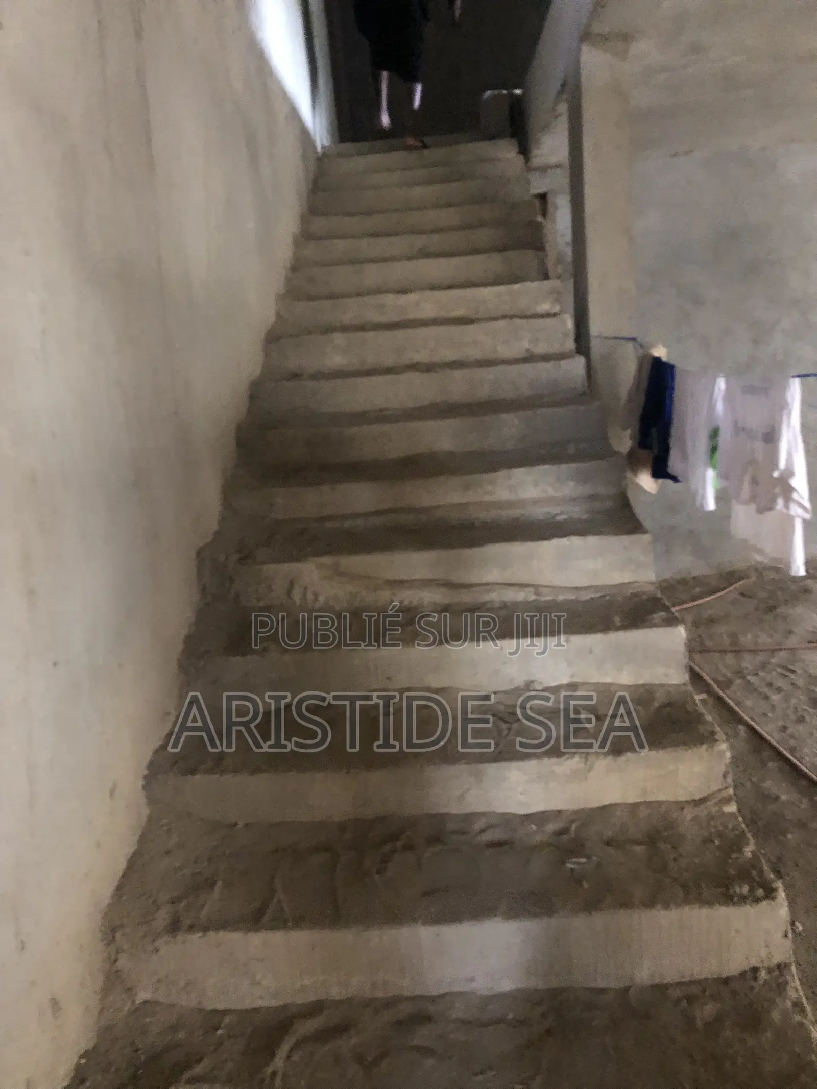 5chbre Duplex dans Cocody à Vendre