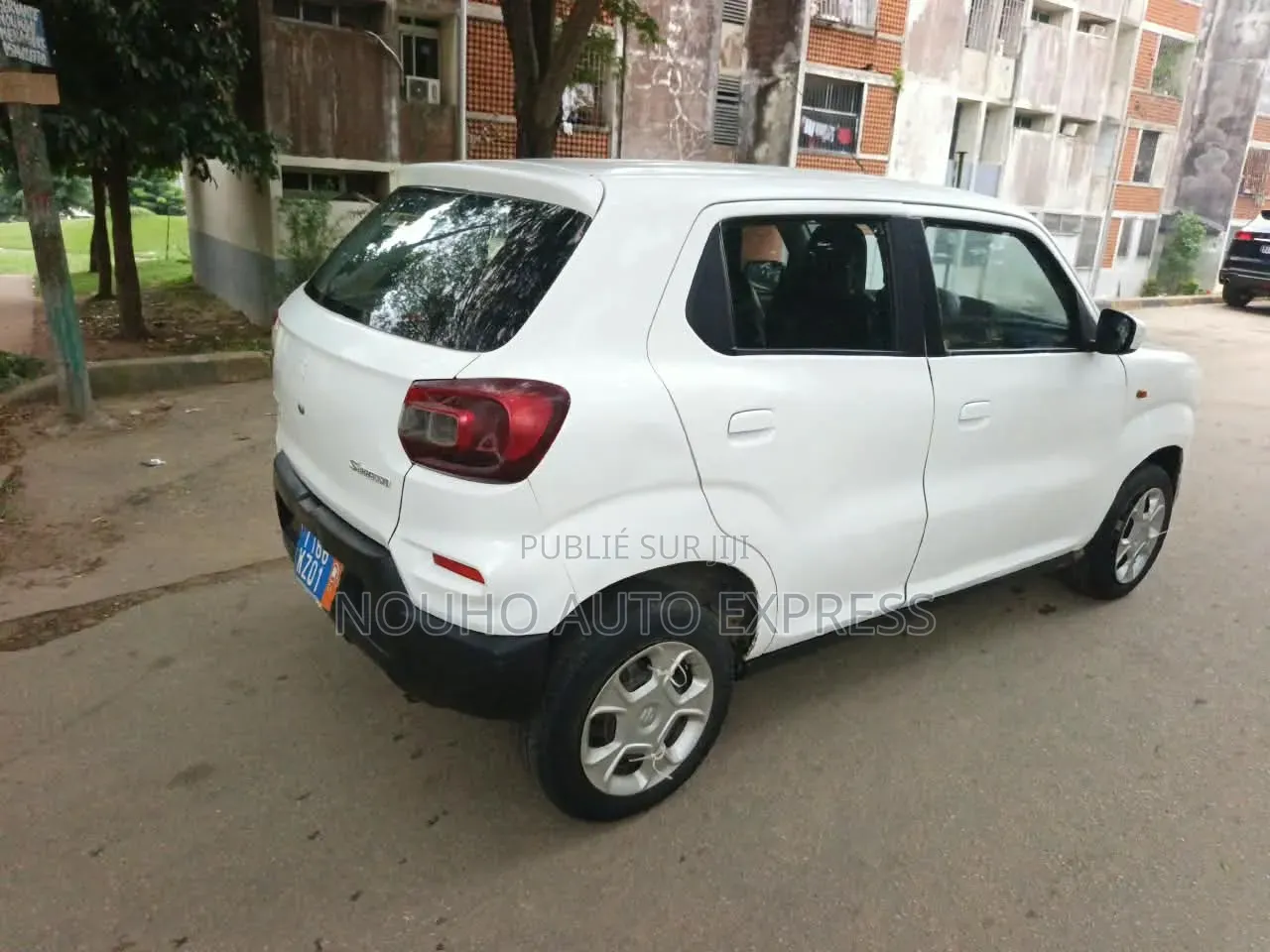 Suzuki S-Presso 2023 Blanc