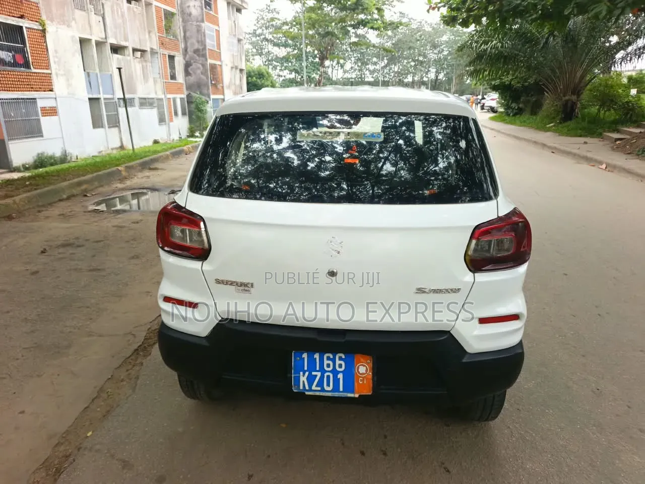 Suzuki S-Presso 2023 Blanc