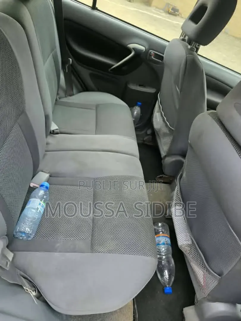 Toyota RAV4 2005 Bleu
