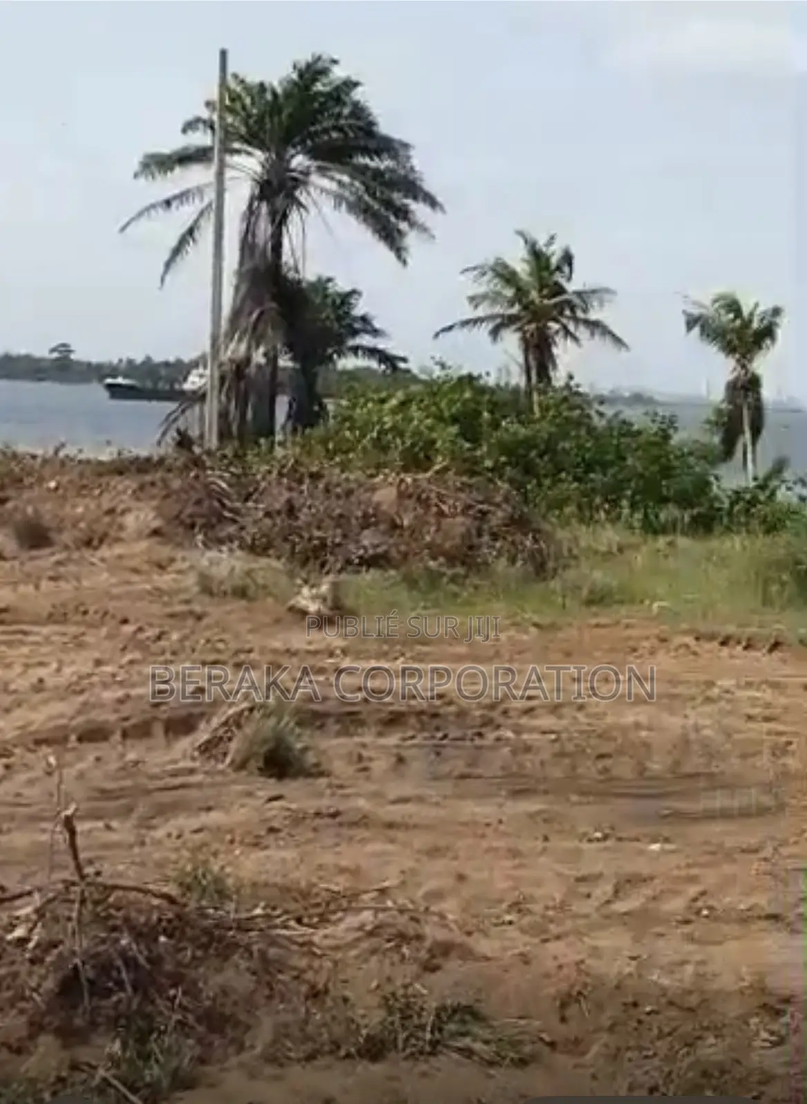 CHAP CHAP – BAIE DES MILLIARDAIRES 400 M2 | CMPF 6M FCFA Au
