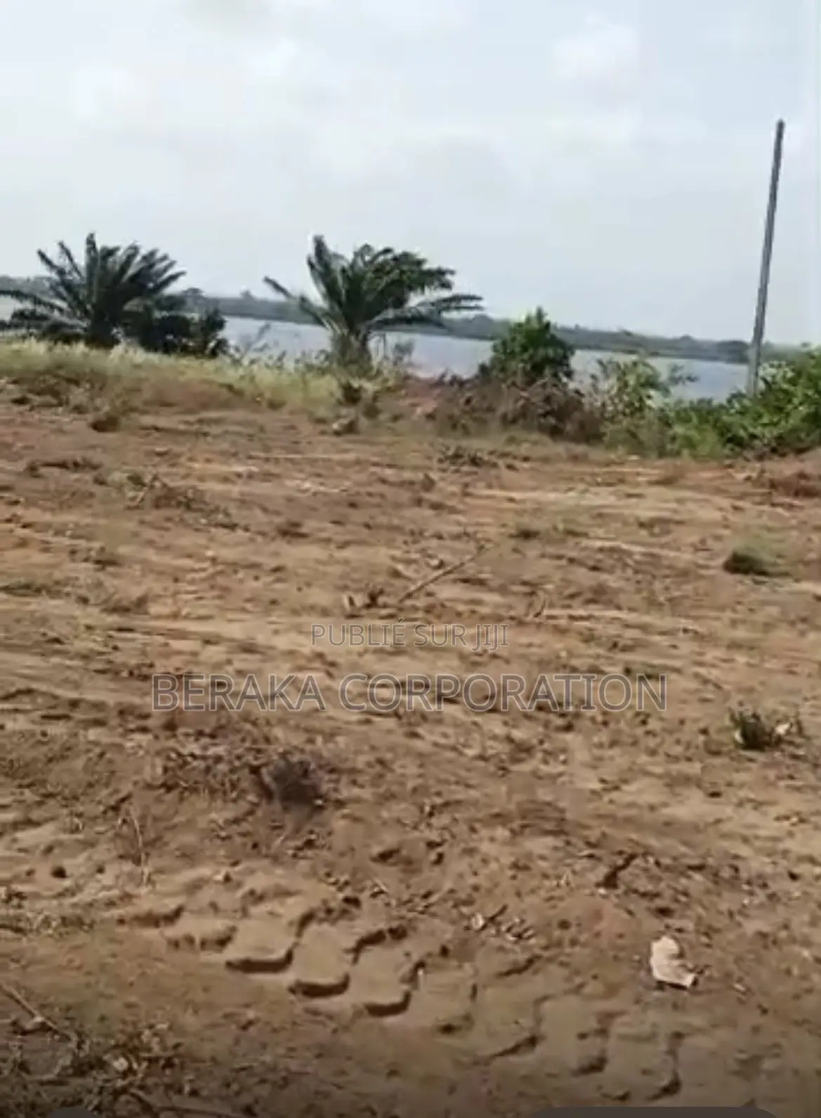 CHAP CHAP – BAIE DES MILLIARDAIRES 400 M2 | CMPF 6M FCFA Au