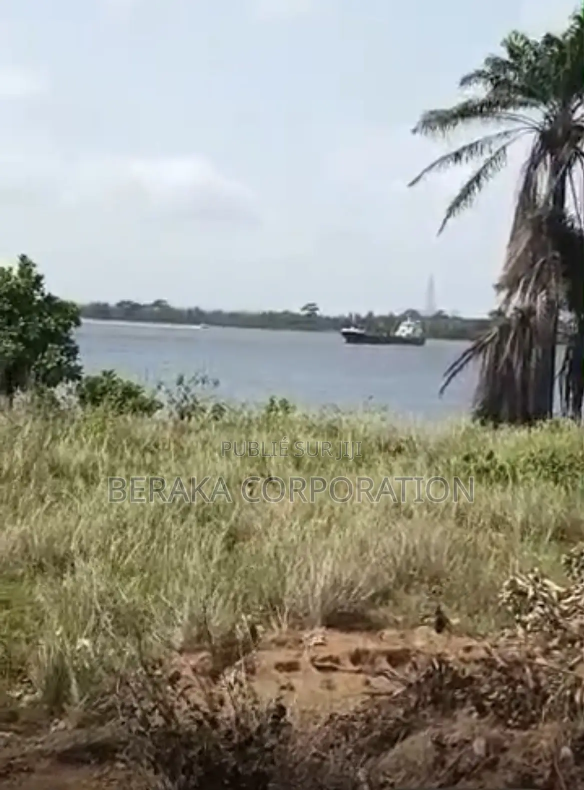 CHAP CHAP – BAIE DES MILLIARDAIRES 400 M2 | CMPF 6M FCFA Au
