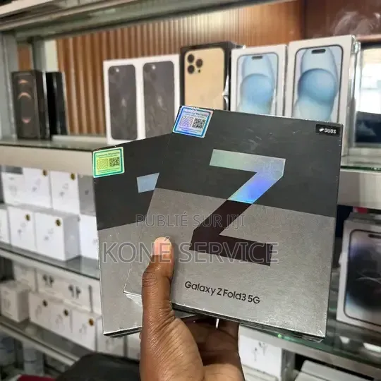 Nouveau Samsung Galaxy Z Fold 3 512 GB Autre