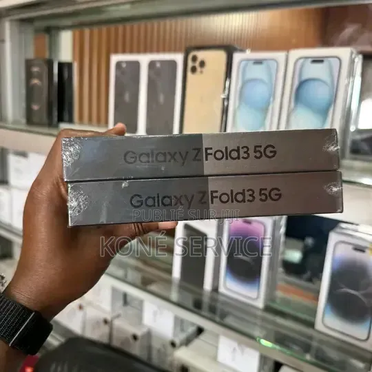 Nouveau Samsung Galaxy Z Fold 3 512 GB Autre