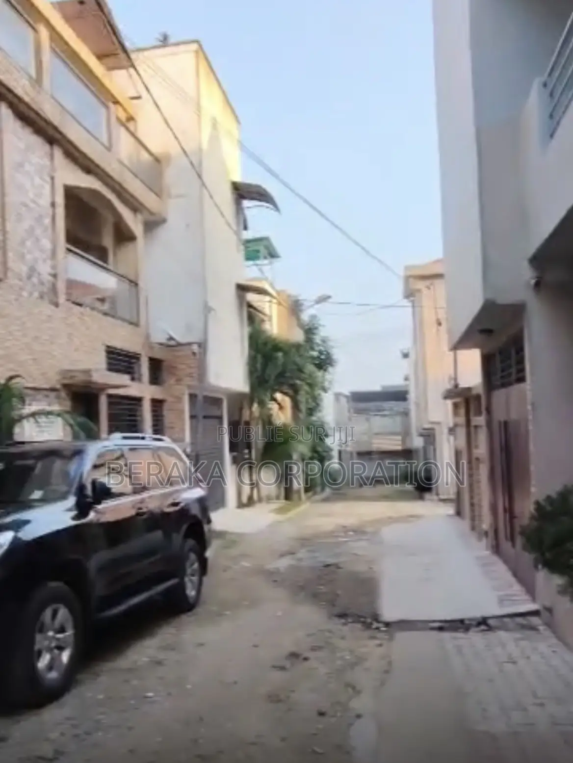 4chbre Duplex dans Beraka Corporation, Cocody à Vendre