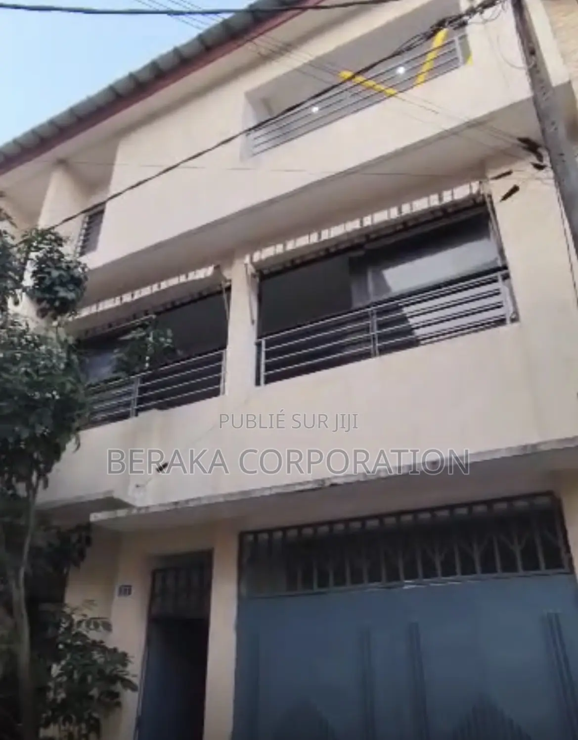 4chbre Duplex dans Beraka Corporation, Cocody à Vendre