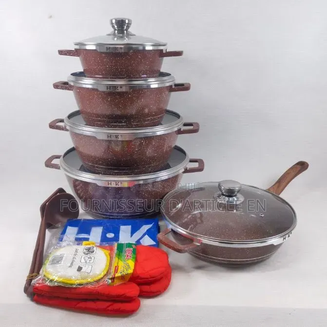 Ensemble Complet d'Ustensiles De Cuisine.