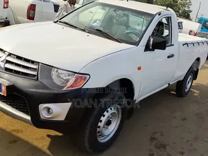 Mitsubishi L200 2012 Blanc