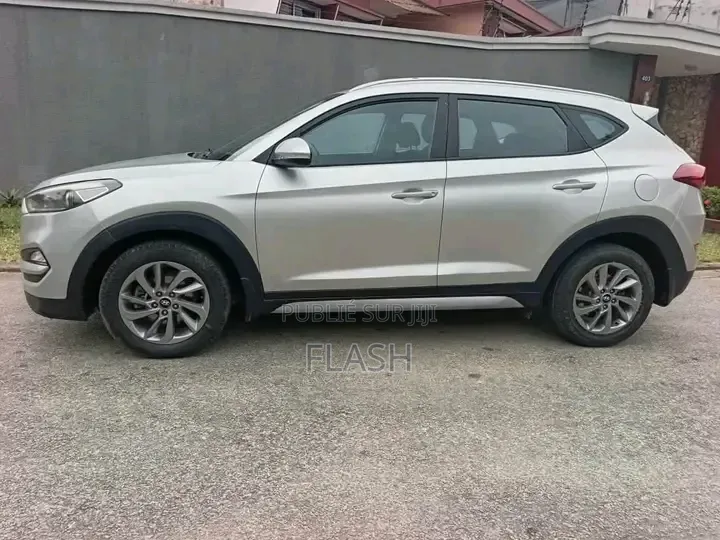 Hyundai Tucson 2016 Gris