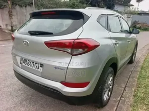 Hyundai Tucson 2016 Gris
