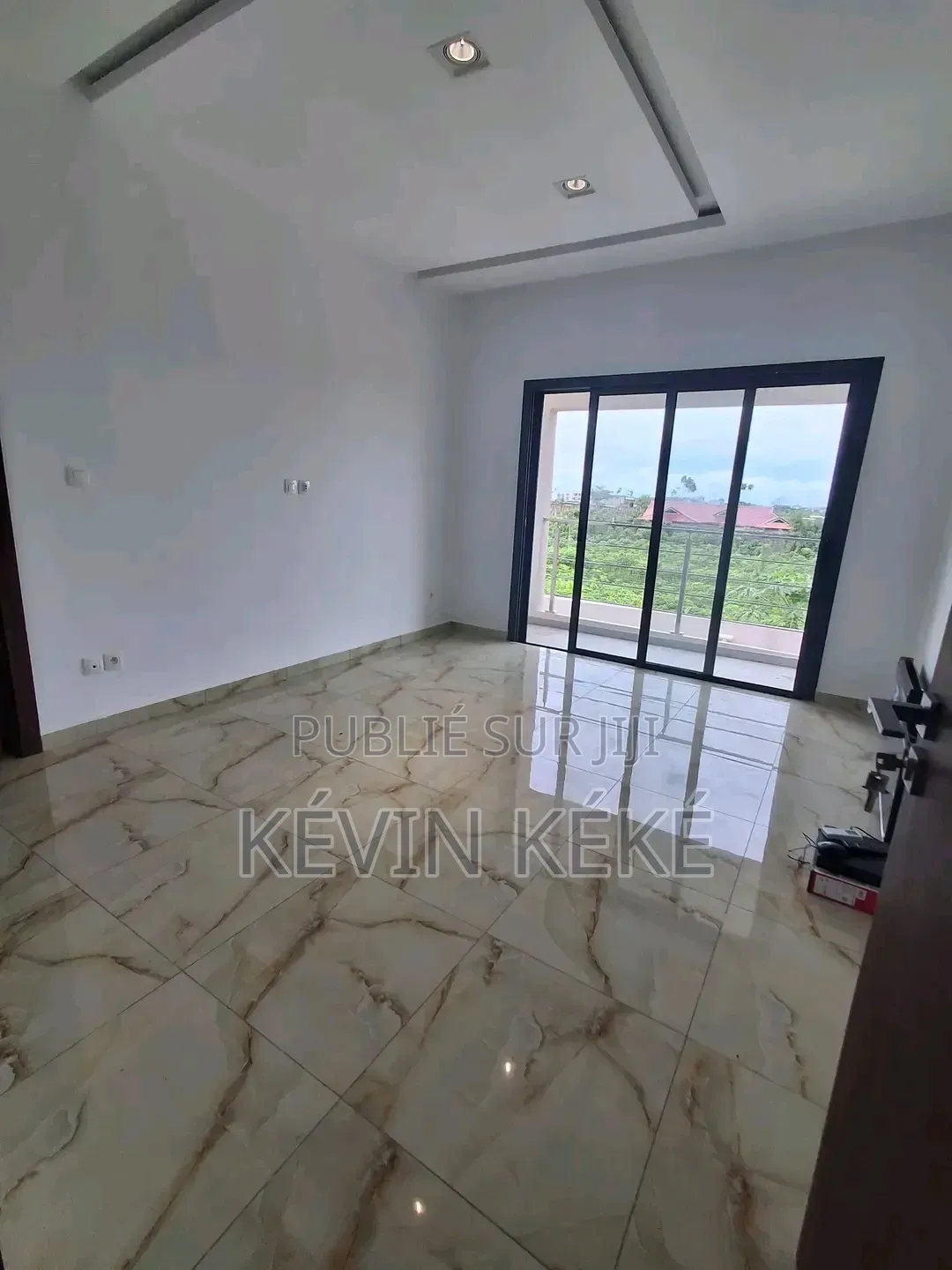 4chbre Duplex dans Grâces Immobilier, Bingerville à Louer