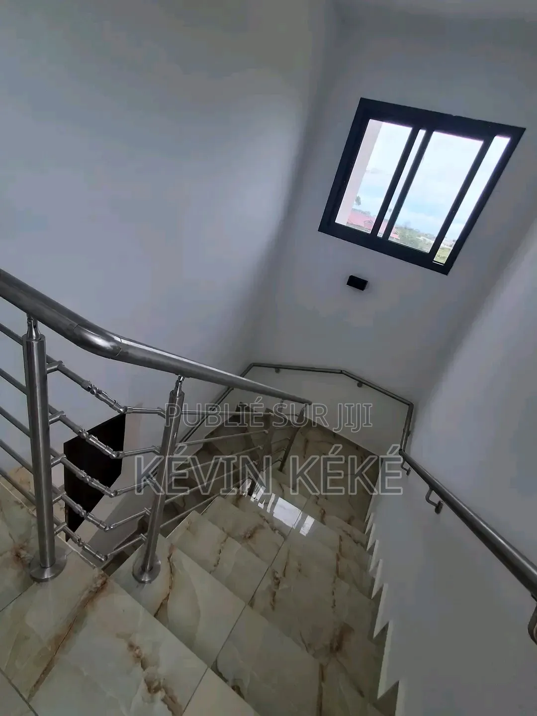 4chbre Duplex dans Grâces Immobilier, Bingerville à Louer