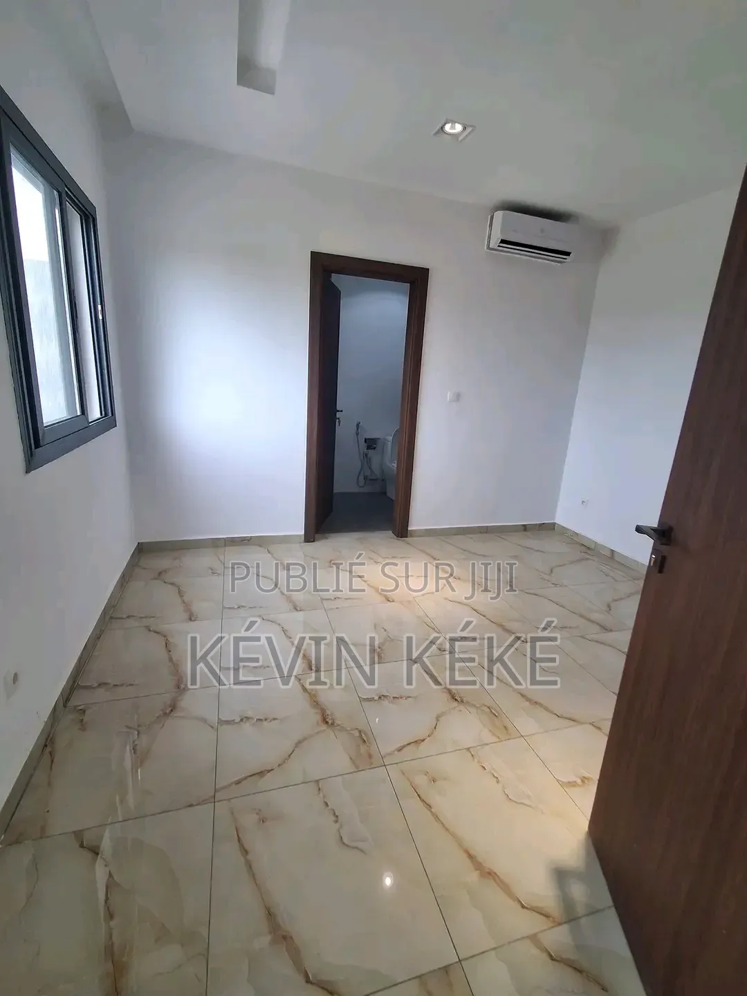 4chbre Duplex dans Grâces Immobilier, Bingerville à Louer