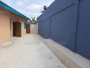 6chbre Appartement dans Cocody à Vendre