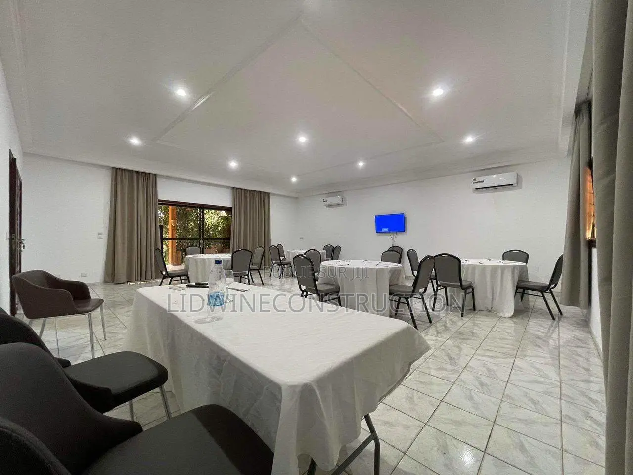 Vente De Grand Parcelle