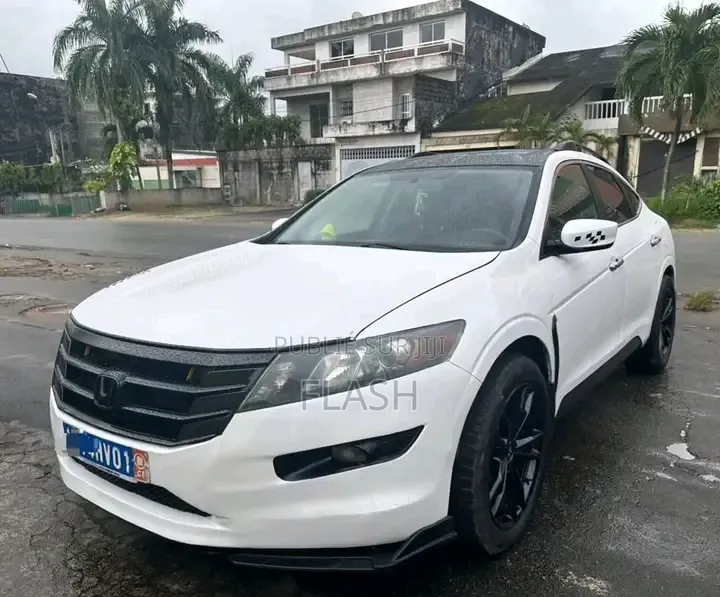 Honda Crosstour 2011 Blanc