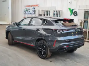 Nouveau Changan X5 Plus 1.5 Blue Core FWD 2025 Gris