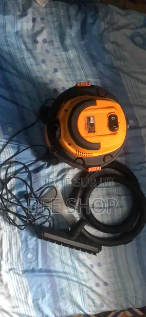 Aspirateur À Eau Et Poussière