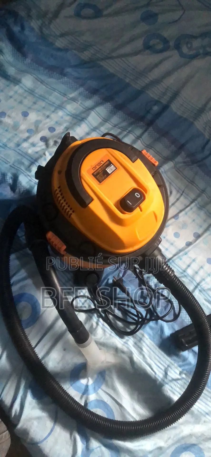 Aspirateur À Eau Et Poussière