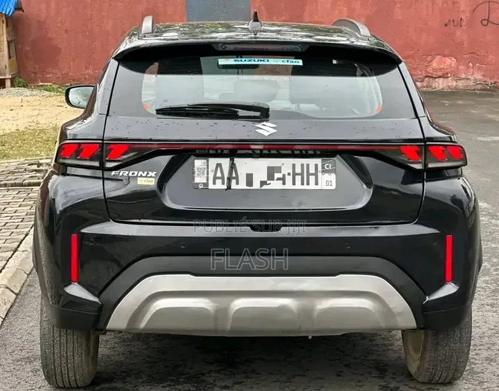 Suzuki Fronx 2024 Noir