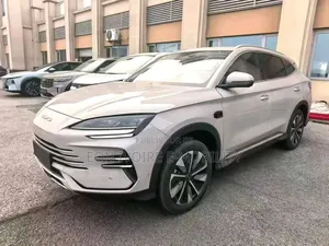 BYD Song Plus 1.5 CVT Hybrid AWD 2024 Beige