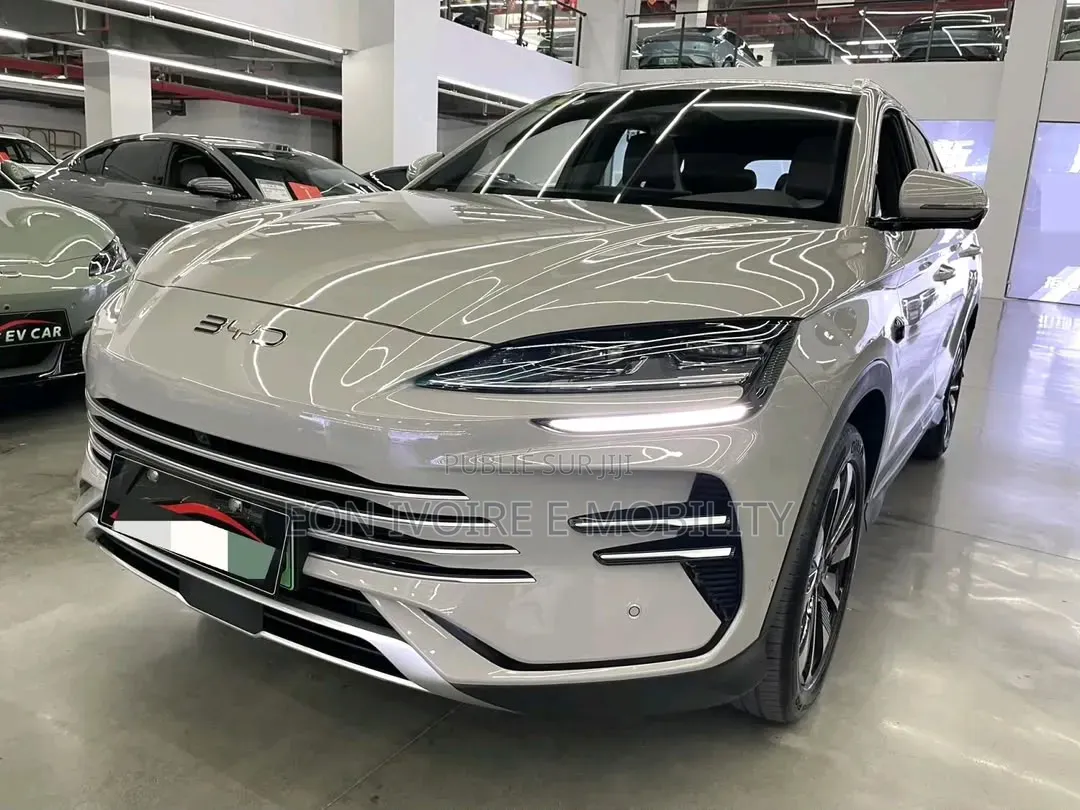 BYD Song Plus 1.5 CVT Hybrid AWD 2024 Beige